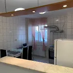Chic 4 Bedrooms Near Metro, Regie Upb 2 Bathrooms Apartament